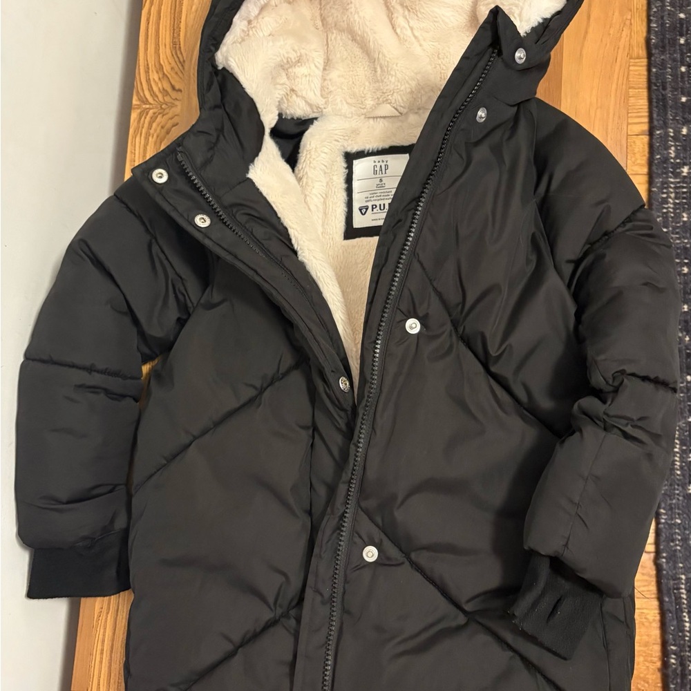 GAP Black Jacket with Cream Fleece Lining